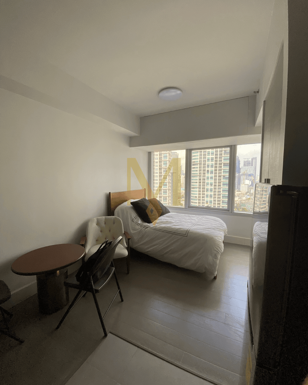 Studio Unit, Proscenium Tower, Rockwell Center - Image 1